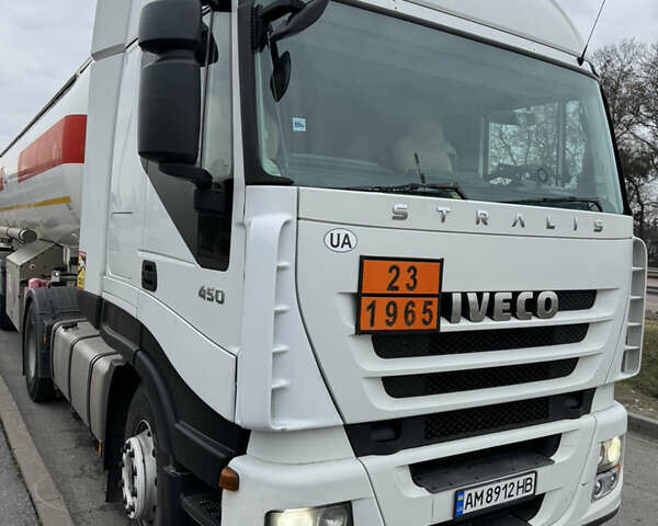 Белый Ивеко Стралис, объемом двигателя 10.31 л и пробегом 891 тыс. км за 14500 $, фото 1 на Automoto.ua