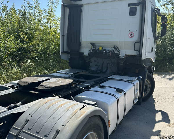 Білий Івеко Stralis, об'ємом двигуна 0 л та пробігом 870 тис. км за 15800 $, фото 2 на Automoto.ua