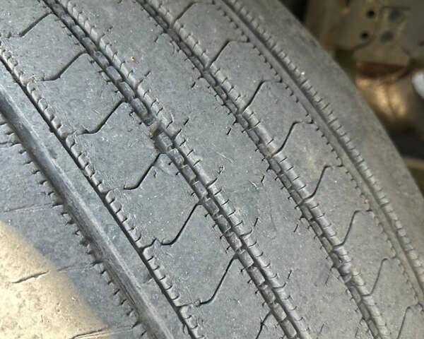 Білий Івеко Stralis, об'ємом двигуна 0 л та пробігом 870 тис. км за 15800 $, фото 5 на Automoto.ua
