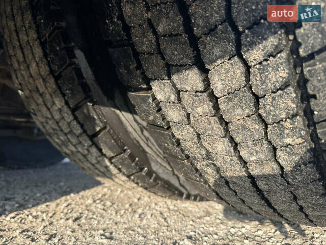 Белый Ивеко Стралис, объемом двигателя 10.8 л и пробегом 872 тыс. км за 15500 $, фото 5 на Automoto.ua