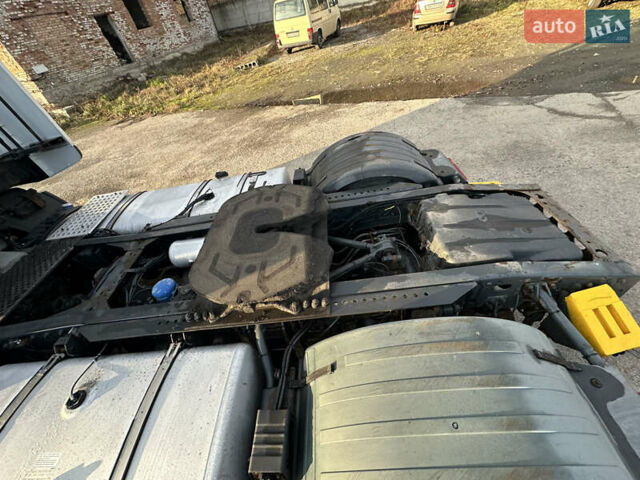 Белый Ивеко Стралис, объемом двигателя 10.8 л и пробегом 872 тыс. км за 15500 $, фото 4 на Automoto.ua