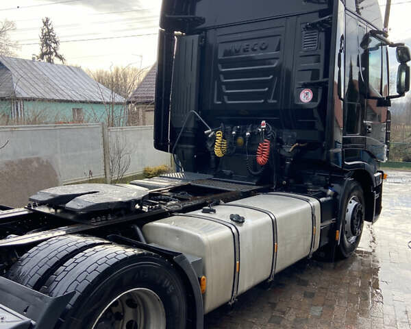 Чорний Івеко Stralis, об'ємом двигуна 10.31 л та пробігом 1000 тис. км за 7800 $, фото 15 на Automoto.ua