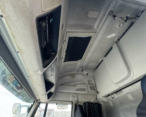Чорний Івеко Stralis, об'ємом двигуна 10.31 л та пробігом 890 тис. км за 18999 $, фото 7 на Automoto.ua