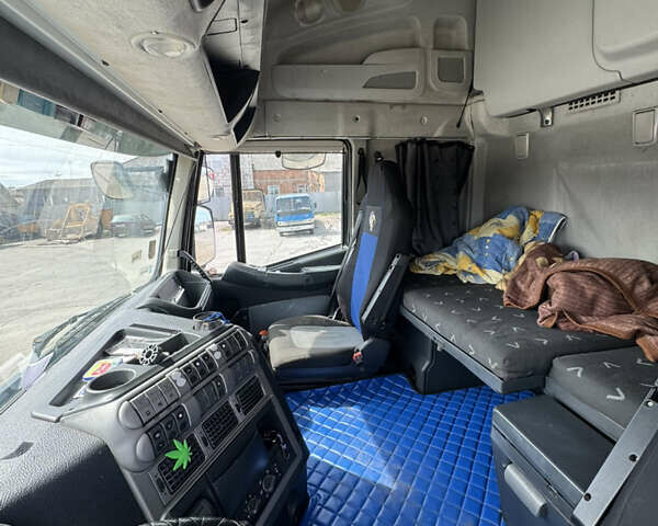 Чорний Івеко Stralis, об'ємом двигуна 10.31 л та пробігом 890 тис. км за 18999 $, фото 6 на Automoto.ua
