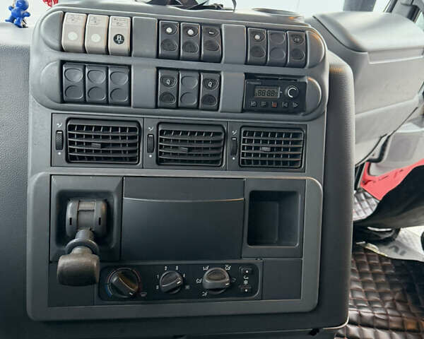 Красный Ивеко Стралис, объемом двигателя 10.3 л и пробегом 977 тыс. км за 6300 $, фото 26 на Automoto.ua