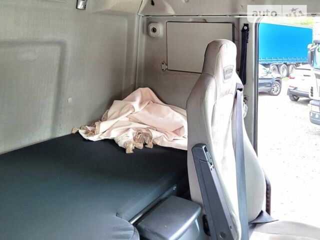 Красный Ивеко Стралис, объемом двигателя 10.31 л и пробегом 587 тыс. км за 15300 $, фото 16 на Automoto.ua