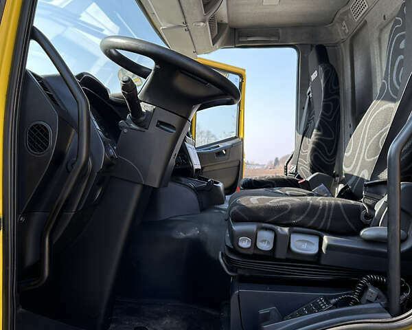 Желтый Ивеко Стралис, объемом двигателя 11.12 л и пробегом 750 тыс. км за 18500 $, фото 3 на Automoto.ua