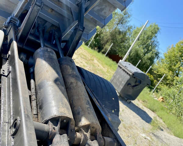 Серый Ивеко Стралис, объемом двигателя 10.3 л и пробегом 1000 тыс. км за 17500 $, фото 7 на Automoto.ua