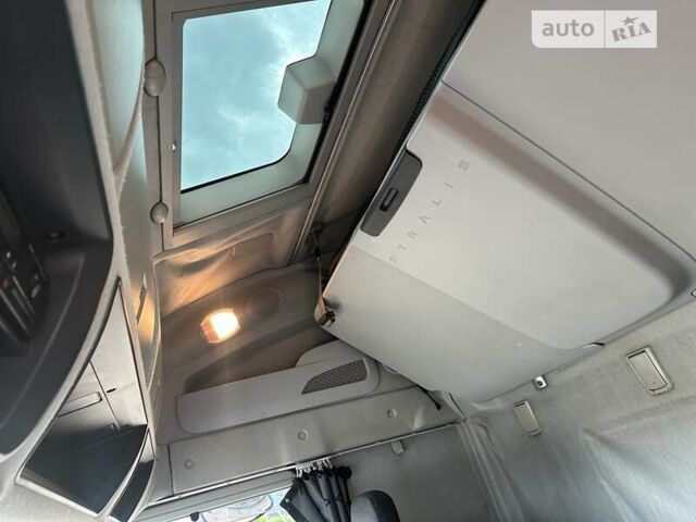 Зелений Івеко Stralis, об'ємом двигуна 0 л та пробігом 890 тис. км за 13500 $, фото 26 на Automoto.ua