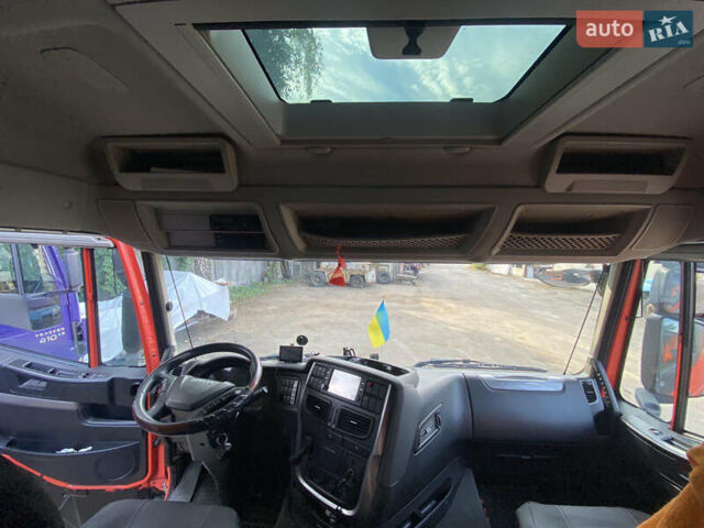 Ивеко Стралис 2015 в Киеве на Automoto.ua Оранжевый Ивеко Стралис, объемом двигателя 12.9 л и пробегом 398 тыс. км за 27850 $, фото 3 на Automoto.ua