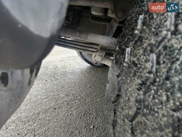 Белый Ивеко Треккер, объемом двигателя 0 л и пробегом 297 тыс. км за 55000 $, фото 12 на Automoto.ua