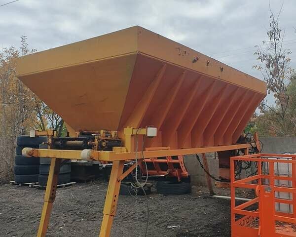 Ивеко Треккер 2008 в Малине на Automoto.ua Красный Ивеко Треккер, объемом двигателя 12.88 л и пробегом 313 тыс. км за 45500 $, фото 5 на Automoto.ua