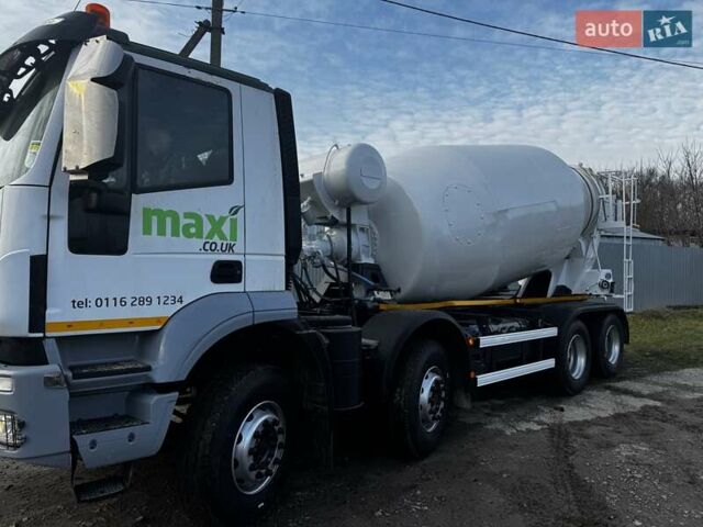 Ивеко Треккер, объемом двигателя 0 л и пробегом 181 тыс. км за 62000 $, фото 2 на Automoto.ua