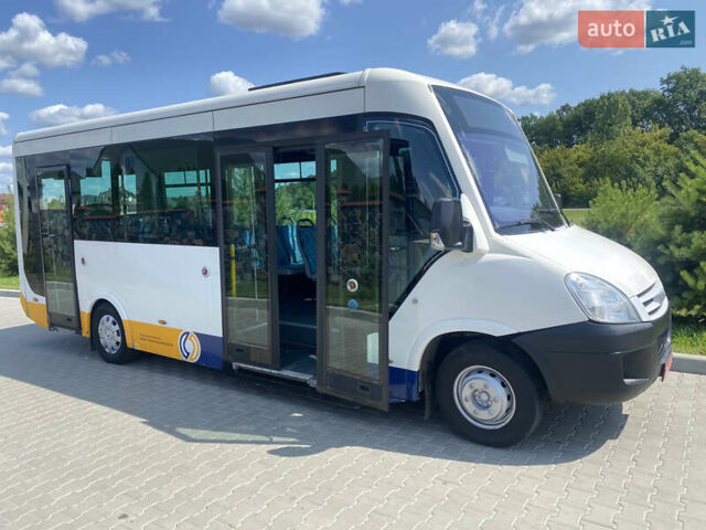 Белый Ивеко Винг, объемом двигателя 3 л и пробегом 455 тыс. км за 17500 $, фото 2 на Automoto.ua