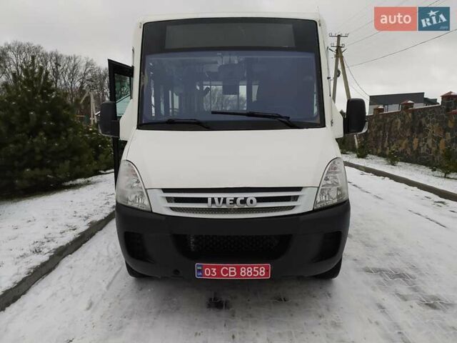 Белый Ивеко Винг, объемом двигателя 3 л и пробегом 256 тыс. км за 25500 $, фото 2 на Automoto.ua