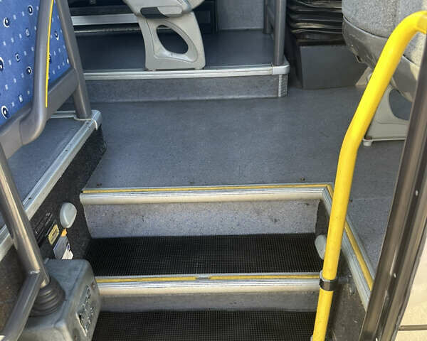 Фиолетовый Ивеко Винг, объемом двигателя 3 л и пробегом 450 тыс. км за 37500 $, фото 9 на Automoto.ua