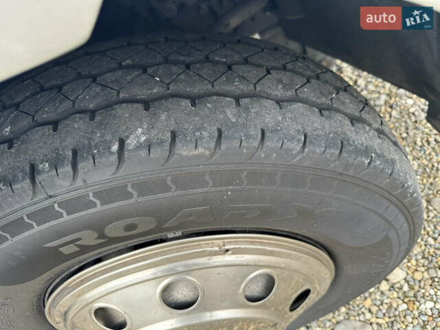 Фиолетовый Ивеко Винг, объемом двигателя 3 л и пробегом 450 тыс. км за 37500 $, фото 30 на Automoto.ua