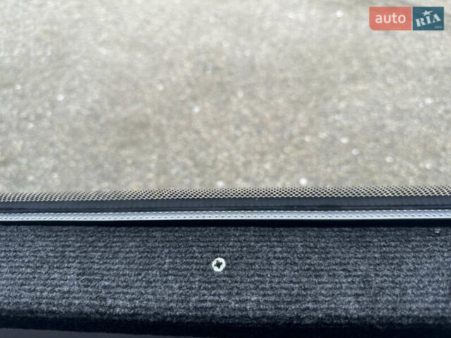 Фиолетовый Ивеко Винг, объемом двигателя 3 л и пробегом 450 тыс. км за 37500 $, фото 19 на Automoto.ua