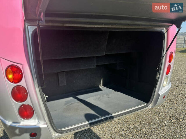 Фиолетовый Ивеко Винг, объемом двигателя 3 л и пробегом 450 тыс. км за 37500 $, фото 8 на Automoto.ua