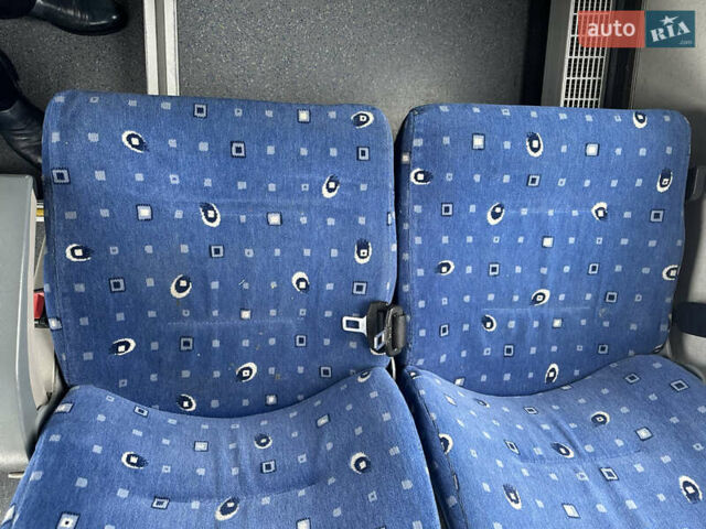 Фиолетовый Ивеко Винг, объемом двигателя 3 л и пробегом 450 тыс. км за 37500 $, фото 24 на Automoto.ua