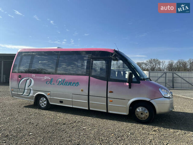 Фиолетовый Ивеко Винг, объемом двигателя 3 л и пробегом 450 тыс. км за 37500 $, фото 7 на Automoto.ua