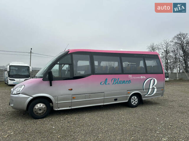 Фиолетовый Ивеко Винг, объемом двигателя 3 л и пробегом 450 тыс. км за 37500 $, фото 32 на Automoto.ua