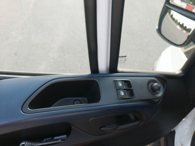 Белый Ивеко Другая, объемом двигателя 2.3 л и пробегом 293 тыс. км за 25000 $, фото 10 на Automoto.ua