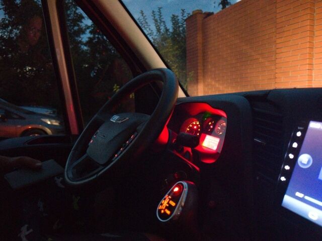 Белый Ивеко Другая, объемом двигателя 2.3 л и пробегом 293 тыс. км за 25000 $, фото 15 на Automoto.ua