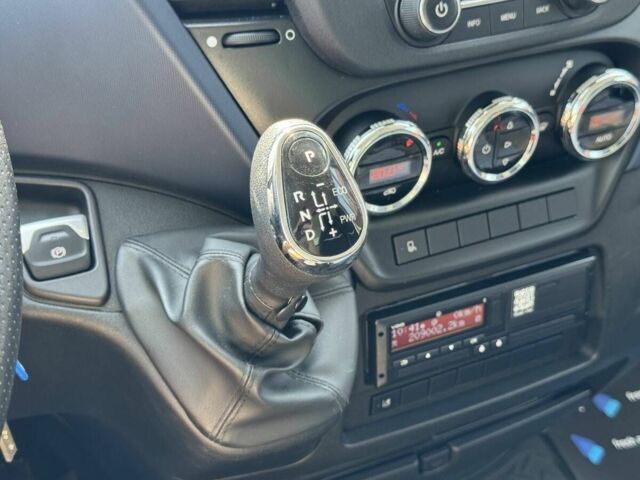 Білий Івеко Інша, об'ємом двигуна 3 л та пробігом 208 тис. км за 37900 $, фото 18 на Automoto.ua