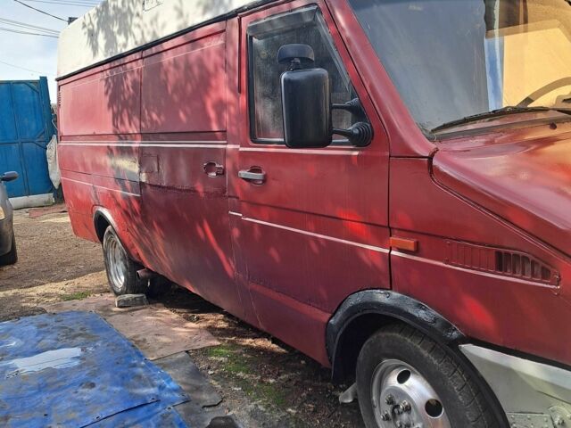 Ивеко Другая, объемом двигателя 0 л и пробегом 0 тыс. км за 4000 $, фото 1 на Automoto.ua