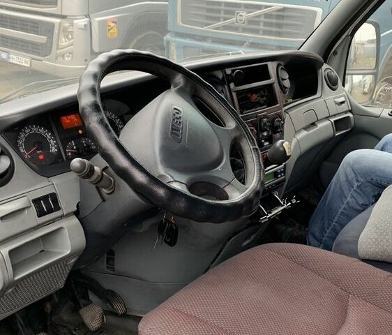 Івеко Другая, об'ємом двигуна 0 л та пробігом 0 тис. км за 12000 $, фото 5 на Automoto.ua