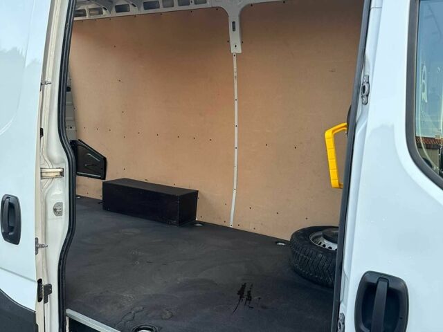 Ивеко Другая, объемом двигателя 0 л и пробегом 0 тыс. км за 26500 $, фото 13 на Automoto.ua