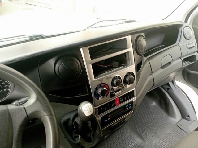 Івеко Другая, об'ємом двигуна 0 л та пробігом 0 тис. км за 9800 $, фото 8 на Automoto.ua