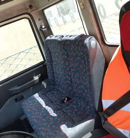 Белый Ивеко TurboDaily, объемом двигателя 2.5 л и пробегом 350 тыс. км за 8300 $, фото 3 на Automoto.ua