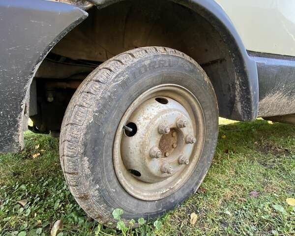 Білий Івеко TurboDaily, об'ємом двигуна 0 л та пробігом 320 тис. км за 5000 $, фото 6 на Automoto.ua