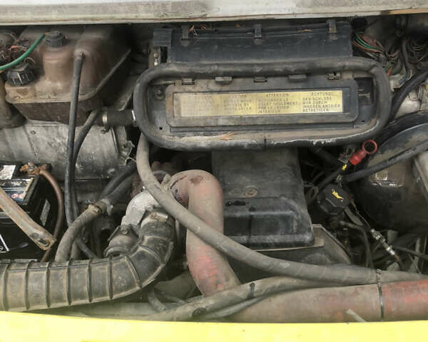 Белый Ивеко TurboDaily, объемом двигателя 2.5 л и пробегом 350 тыс. км за 3300 $, фото 2 на Automoto.ua