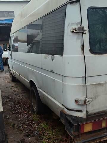 Белый Ивеко TurboDaily, объемом двигателя 2.8 л и пробегом 9 тыс. км за 3500 $, фото 3 на Automoto.ua