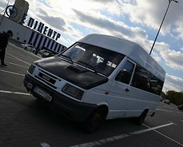 Ивеко TurboDaily 1999 в Одессе на Automoto.ua Белый Ивеко TurboDaily, объемом двигателя 2.8 л и пробегом 500 тыс. км за 3750 $, фото 3 на Automoto.ua