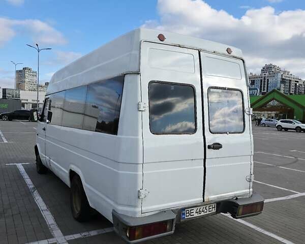 Ивеко TurboDaily 1999 в Одессе на Automoto.ua Белый Ивеко TurboDaily, объемом двигателя 2.8 л и пробегом 500 тыс. км за 3750 $, фото 11 на Automoto.ua