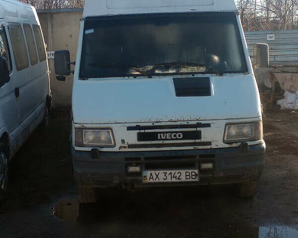 Ивеко TurboDaily, объемом двигателя 2.8 л и пробегом 600 тыс. км за 3750 $, фото 1 на Automoto.ua