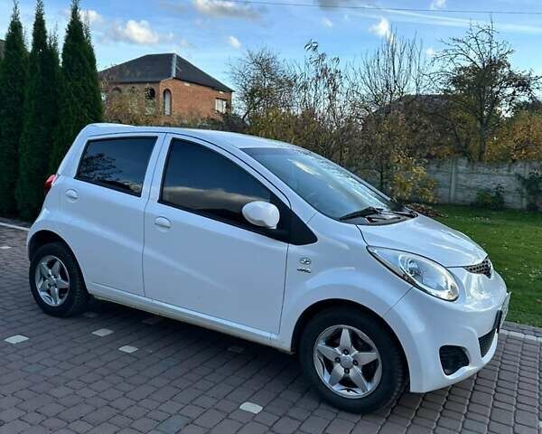 Белый Джак Джей2, объемом двигателя 1 л и пробегом 45 тыс. км за 4500 $, фото 6 на Automoto.ua