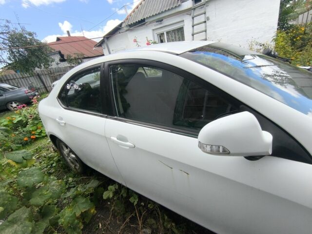 Белый Джак Джей5, объемом двигателя 1.5 л и пробегом 113 тыс. км за 1702 $, фото 3 на Automoto.ua