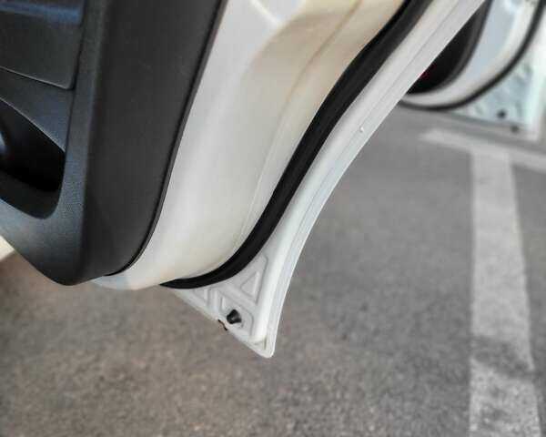 Білий Джак Джей5, об'ємом двигуна 1.5 л та пробігом 127 тис. км за 5000 $, фото 5 на Automoto.ua