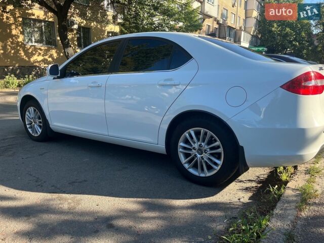 Белый Джак Джей5, объемом двигателя 1.5 л и пробегом 16 тыс. км за 6200 $, фото 1 на Automoto.ua