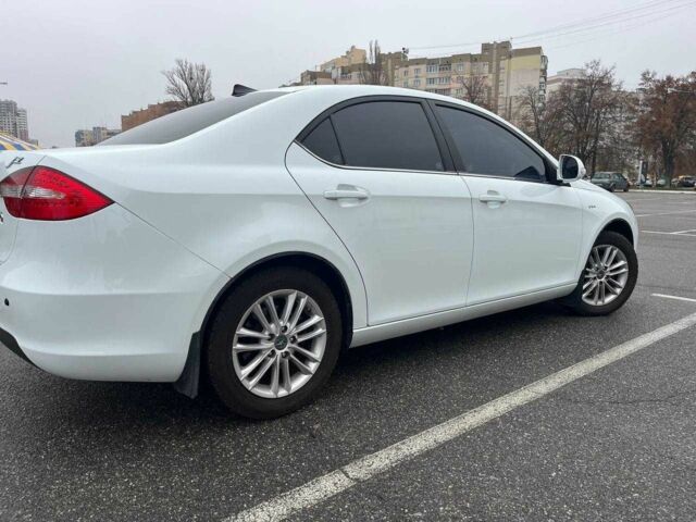 Белый Джак Джей5, объемом двигателя 1.5 л и пробегом 16 тыс. км за 6999 $, фото 10 на Automoto.ua