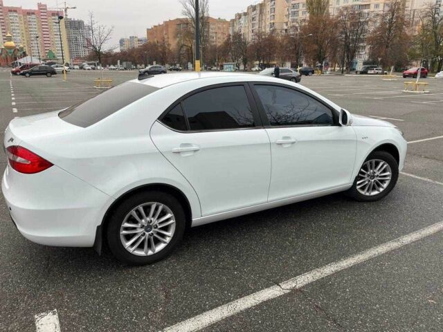 Белый Джак Джей5, объемом двигателя 1.5 л и пробегом 16 тыс. км за 6999 $, фото 7 на Automoto.ua