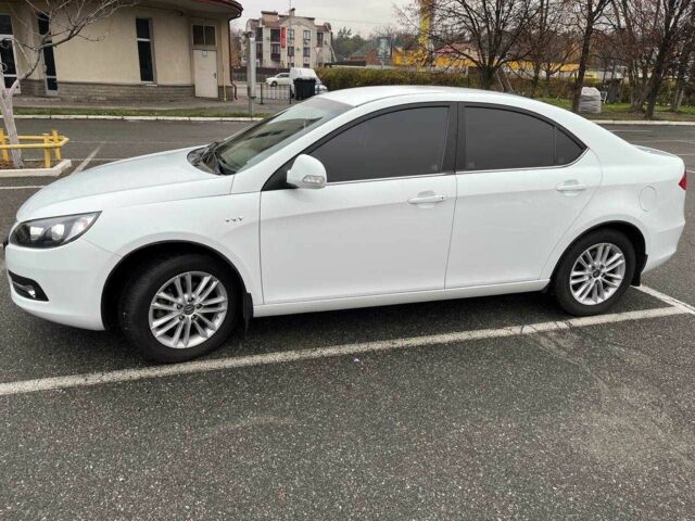 Белый Джак Джей5, объемом двигателя 1.5 л и пробегом 16 тыс. км за 6999 $, фото 9 на Automoto.ua