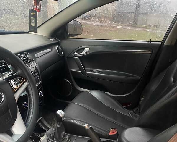 Чорний Джак Джей5, об'ємом двигуна 1.5 л та пробігом 336 тис. км за 3500 $, фото 16 на Automoto.ua