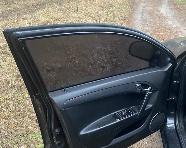 Чорний Джак Джей5, об'ємом двигуна 1.5 л та пробігом 336 тис. км за 3500 $, фото 13 на Automoto.ua