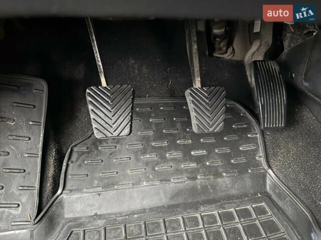 Красный Джак Джей5, объемом двигателя 1.5 л и пробегом 98 тыс. км за 3950 $, фото 19 на Automoto.ua